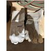 Image 1 : Lot of Mens Leather Work Gloves & Mittens  - Size Large
