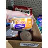 Image 2 : Lot of assorted Cat food, Dog Food & Treats