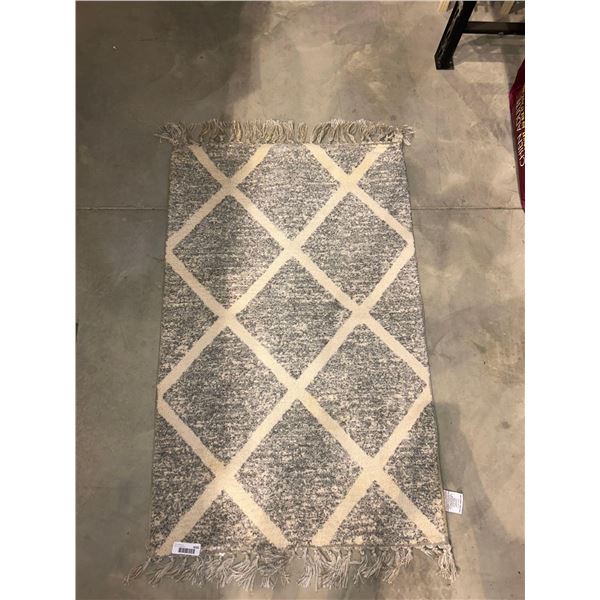 Mineral spring microfibre rug 46"x30"