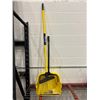 Image 1 : Quick Jobsite floor broom jumbo dustpan with handle