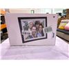 Image 2 : Wifi digital picture frame