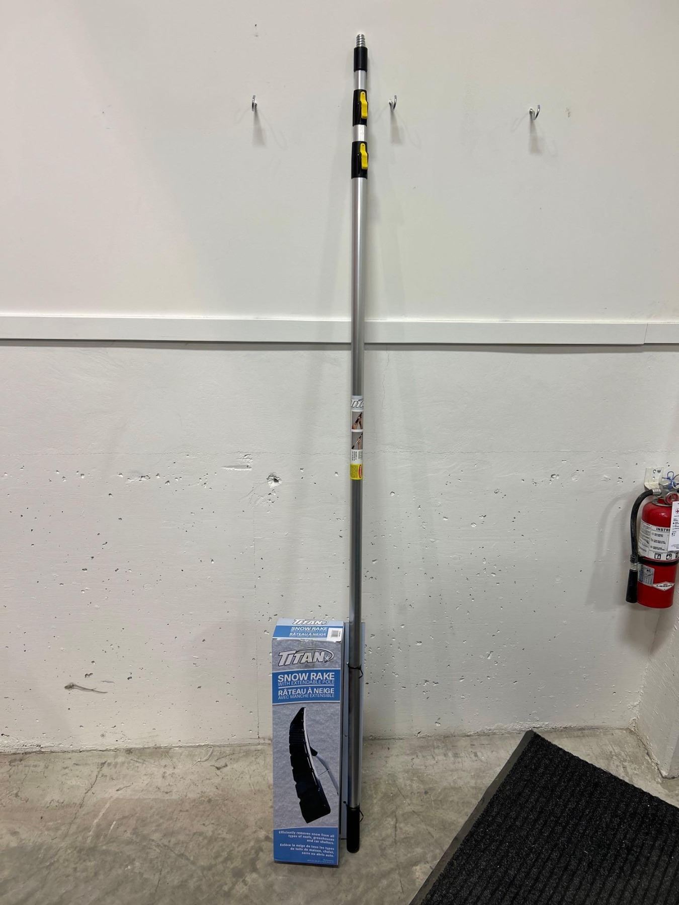 Park Rake Titan snow rake with multi use extendable pole