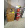 Image 1 : 2 FIRE EXTINGUISHERS & FIRE EXTINGUISHER BOX