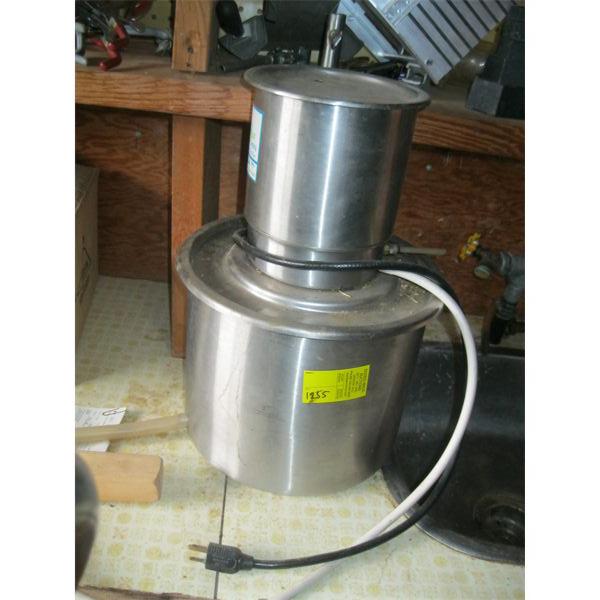 STAINLESS STEEL WATER DISTILLER