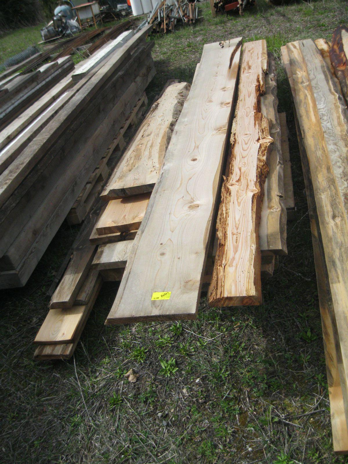 Timber Rough Edge PALLET OF ASST. LUMBER: LIVE EDGE, ROUGH CUT, 4X4s, ETC. - Dodds Auction