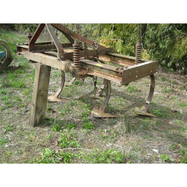 3 POINT HITCH SPRING TOOTH CULTIVATOR