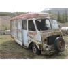 Image 2 : ANTIQUE FORD VAN W/ORIGINAL 1966 BC PLATES