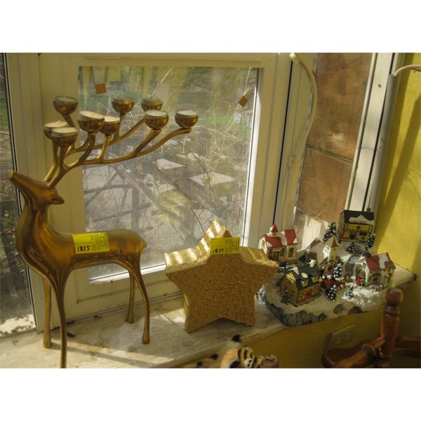 BRASS CANDLE HOLDER DEER, GOLD STAR, TIGER FIGURINE & WINTER SCENE