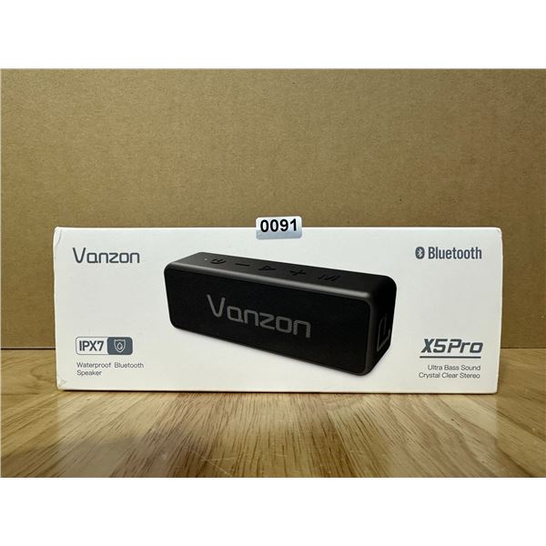Lot of 1 Vanzon Waterproof Bluetooth Speaker - New