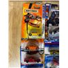 Image 2 : Lot of 10 Assorted Hot Wheels and Matchbox Cars - New