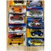 Image 4 : Lot of 10 Assorted Hot Wheels and Matchbox Cars - New