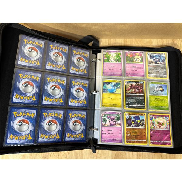 Lot of 1 Pokemon Binder with 126 Original Trading Cards - New