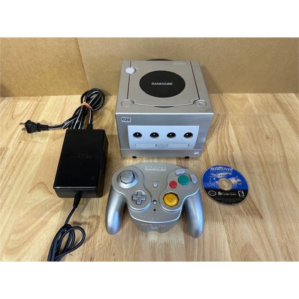 Lot of Nintendo GameCube Console + Controller + Game w/ Power supply - Used