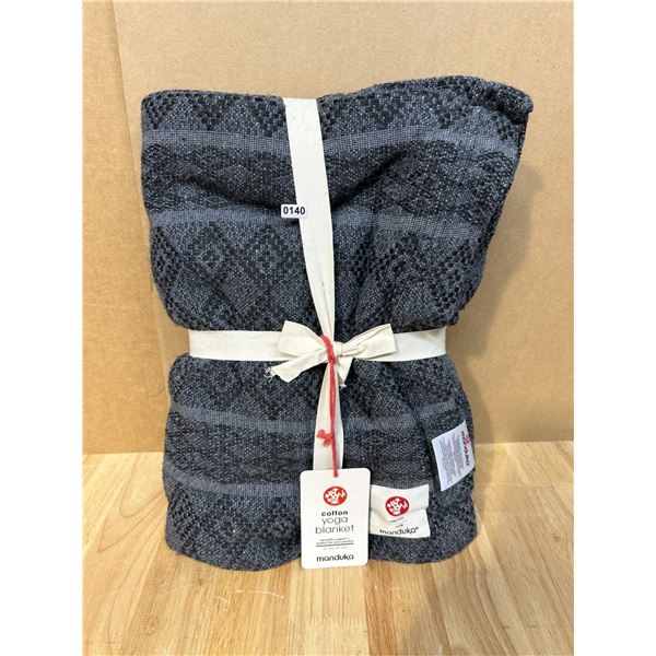 Lot of 1 Maduka Cotton Yoga and Meditation Blanket 66" x 82" - NEW