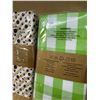 Image 4 : Lot of 2 Sets of Urban Villa 12-Pack Hand Towels 20"x20" - New