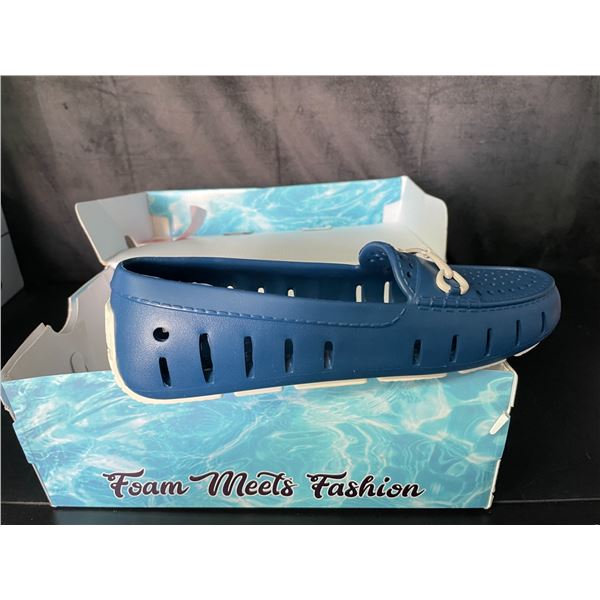 Lot of 1 Pair of Floafers - Womens Tycoon Bit Driver Shoes - Size 9 - Brand New in Box