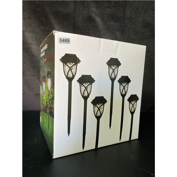 Lot of 1 Box of LED Solar-Powered Pathway Lawn/Garden Lights - 6 Pack - Brand New