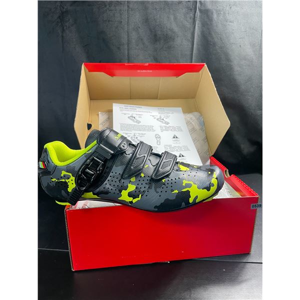 Lot of 1 Pair of Ultra Santic Cycling Shoes/Bike/Sports Shoes - Brand New - Size 9.5