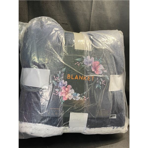 Lot of 1 Sherpa Fleece Ultra Soft Blanket - Brand New