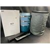 Image 2 : Lot of 1 Stackable 3-Layer Bento Lunch Box w/ Insulated Carrying Bag & Cutlery Set - Brand New