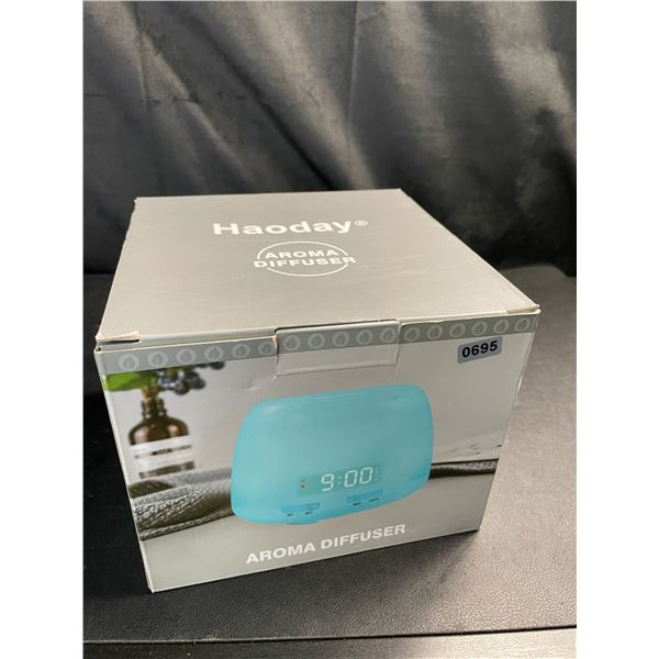 Lot of 1 Aroma Diffuser/Humidifier with Digital Alarm Clock & 7-Colour Night Light - Brand New!