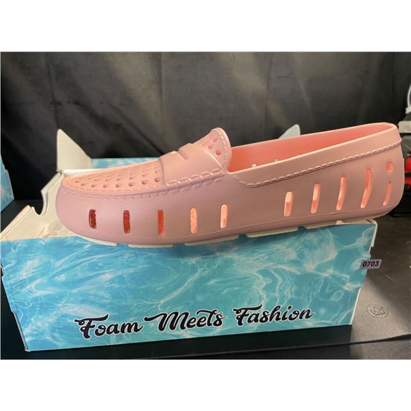 Lot of 1 Pair of Floafers - Womens Posh Driver Seashell Pink Shoes - Size 10 - Brand New in Box