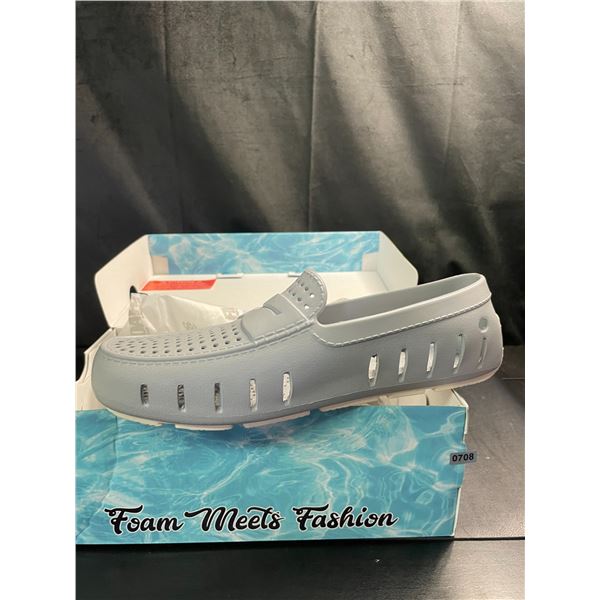 Lot of 1 Pair of Floafers - Mens Counry Club Driver Shoes - Size 10 - Brand New in Box