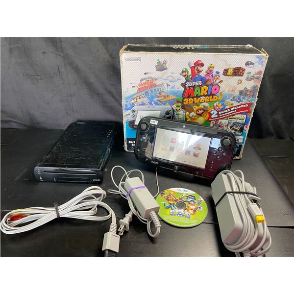 Lot of 1 Nintendo Wii-U Console with Gamepad, Cords, and Game & Box - Works! - Used