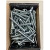 Image 2 : 4 BOXES 1/4" SCREWS - 100 PER BOX, 400 TOTAL