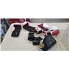 Image 1 : 2 SETS OF BOXING GLOVES AND SINGLE EVERLAST GLOVE