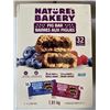 Image 3 : 3 BOXES NATURES BAKERY FIG BARS 32 TWIN PACKS PER BOX - RETAIL $25 PER BOX, BEST BEOFORE 04/28/24