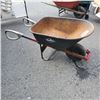 Image 1 : METAL WHEELBARROW