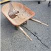 Image 2 : METAL WHEELBARROW