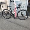 Image 1 : BLACK TREK MARLIN 5 MOUNTAIN BIKE WITH DISC BRAKES AND 17.5 INCH FRAME