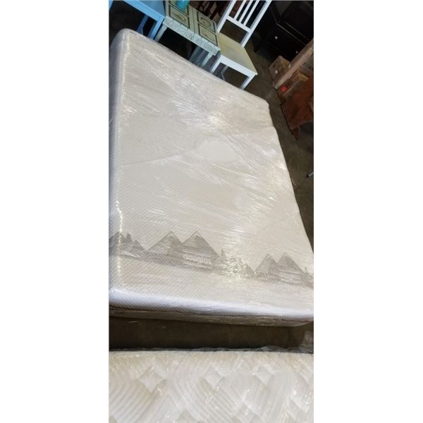 AS NEW QUEENSIZE  DOUGLAS SUMMIT MATTRESS - RETAIL $1600