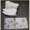 Image 1 : LOT OF 4 OUTDOOR CHAIR CUSHIONS