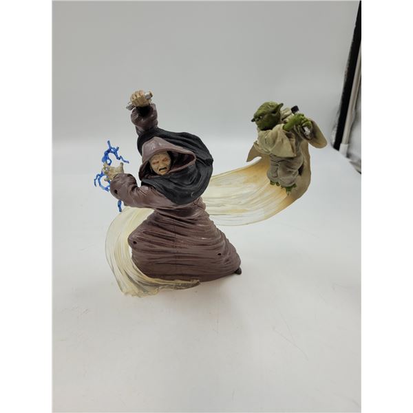 Vintage Star Wars Unleashed Yoda vs. Darth Sidious Figure