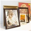 Image 1 : FLAT WITH LRG MARILYN MONROE PICTURE PLUS VTG