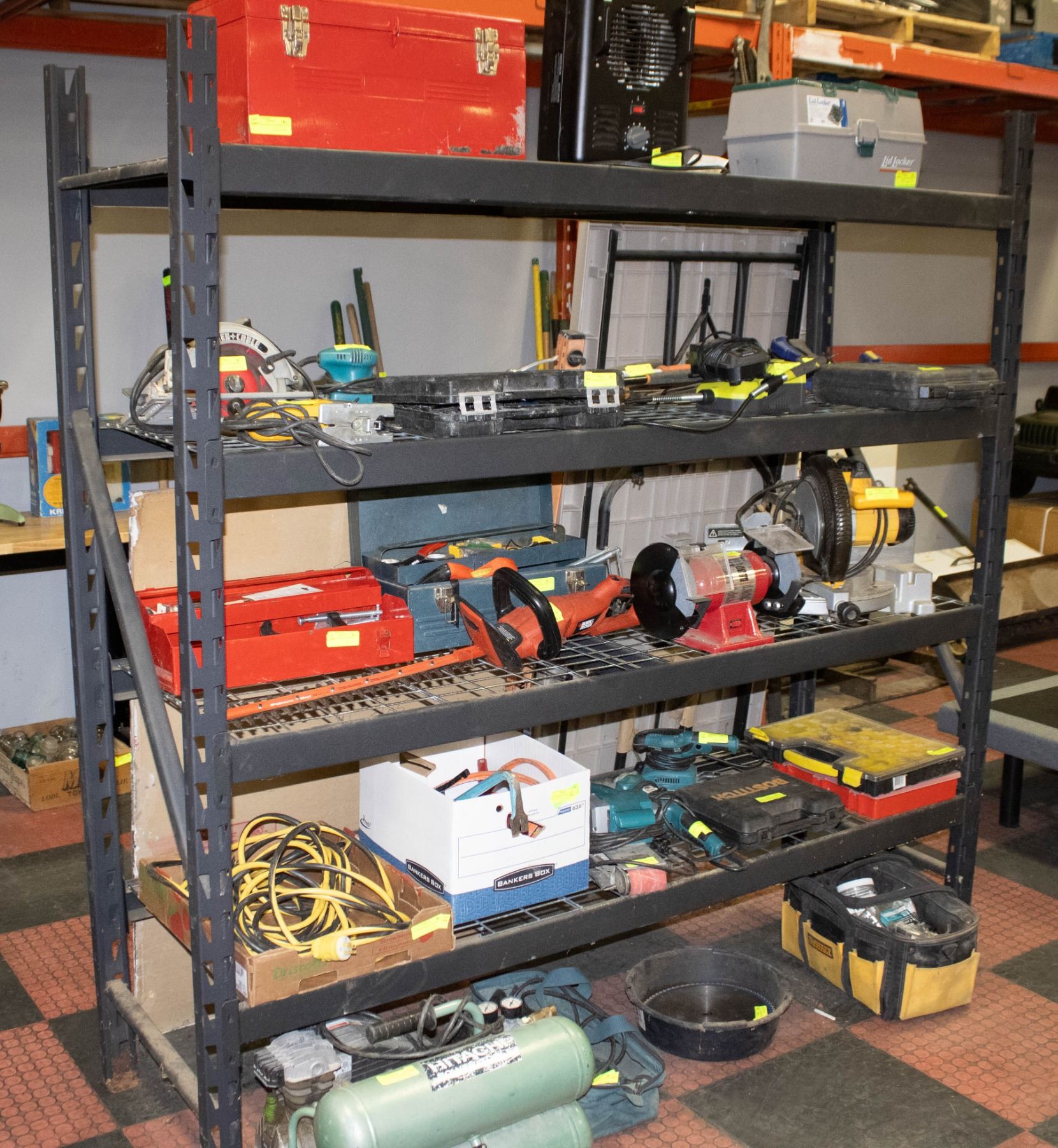 INDUSTRIAL STORAGE RACKING 77