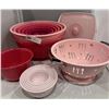 Image 1 : More All Pink for the Kitchen