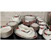Image 1 : Fairfield Fine China Deck The Halls Full Christmas Set