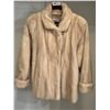 Image 1 : Pearl Mink Fur Coat Size M/L - Mint Condition