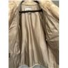 Image 2 : Pearl Mink Fur Coat Size M/L - Mint Condition