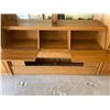 Image 6 : Wooden Bedroom Set 112L x 16W x 74T