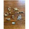 Image 1 : Assortment Of Exquisite Brooches