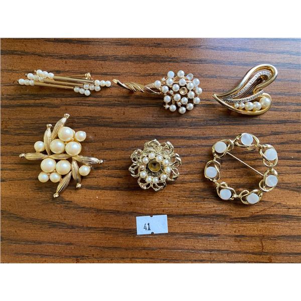 Assortment Of Exquisite Brooches