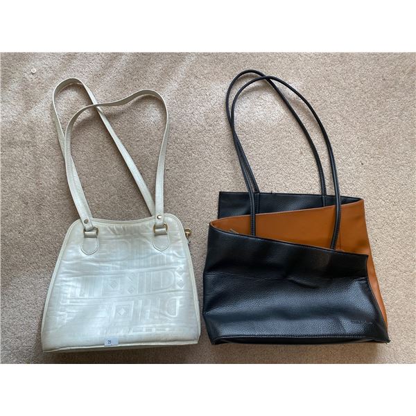 Due Fratelli White Leather Purse And Tolblanc Double Layer Leather Purse