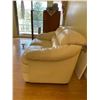 Image 2 : White Leather Love Seat 63L x 33W x 34T
