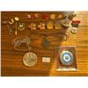 Image 1 : Assortment Of Commemorative And Collectable Pins And Necklaces