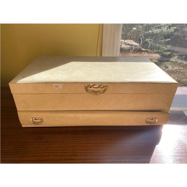 Vintage  Multi-Layer Jewelry Box
